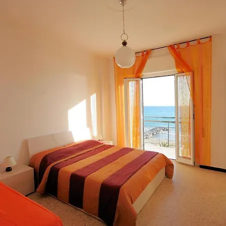 Apartamento Xxv Aprile 2 Int 10 Frontemare 3 Marina dʼMarina dʼAndora Exterior foto