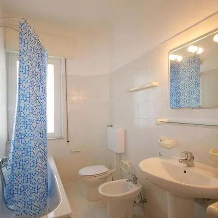 Apartamento Xxv Aprile 2 Int 10 Frontemare 3 Marina dʼMarina dʼAndora Exterior foto