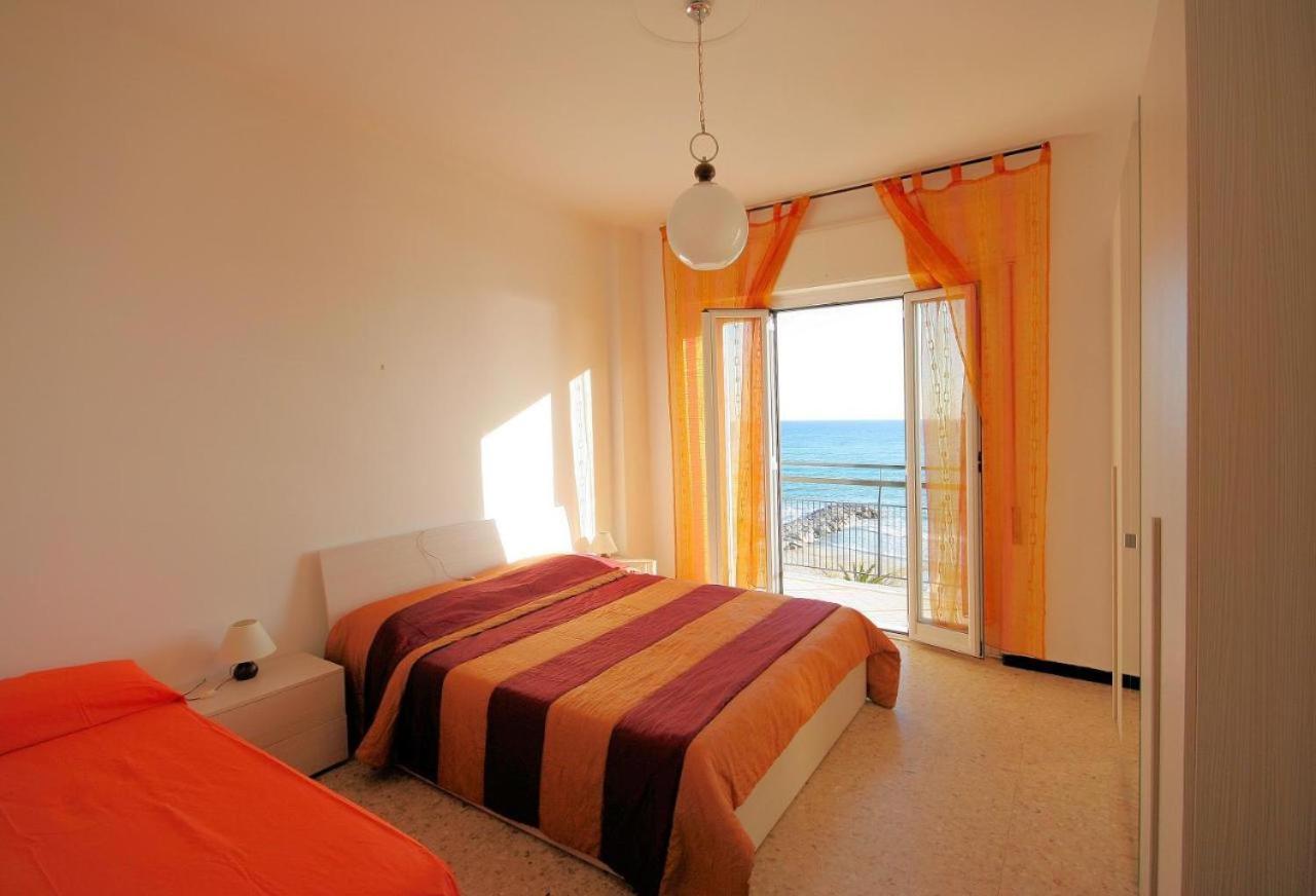 Xxv Aprile 2 Int 10 Frontemare 3 Apartment *